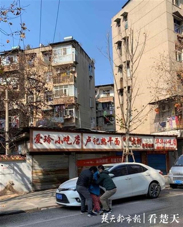 利发国际欧洲厅|Home